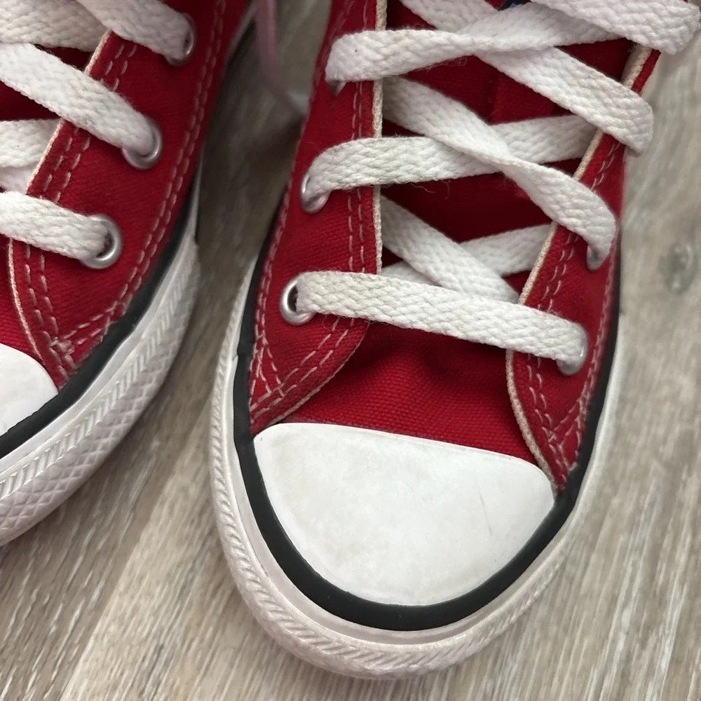 Converse Custom Super Mario Red Children's‎ High Tops Size 11 Titus